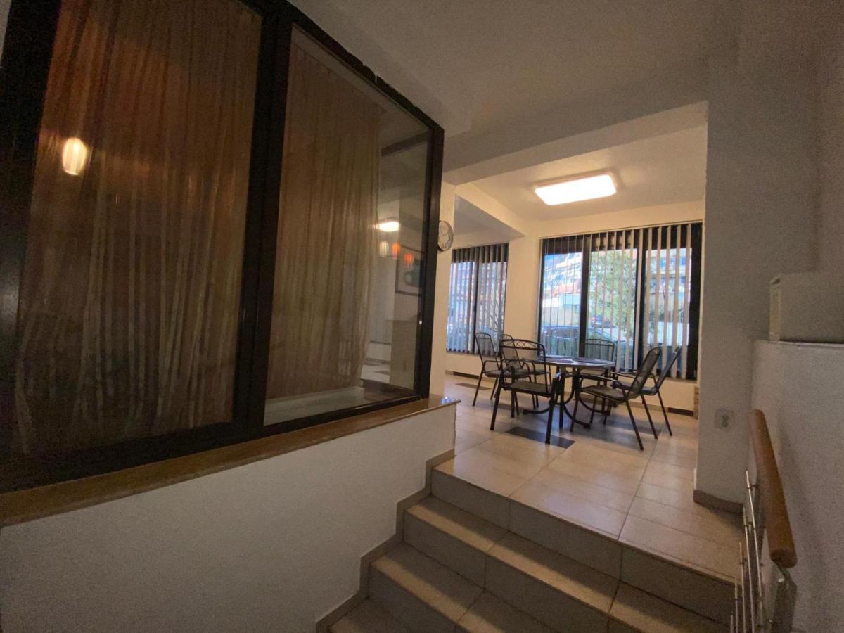 Rotterdam Suite Констанца Екстериор снимка